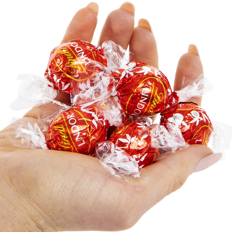 lindt® lindor milk chocolate truffles 9.3oz