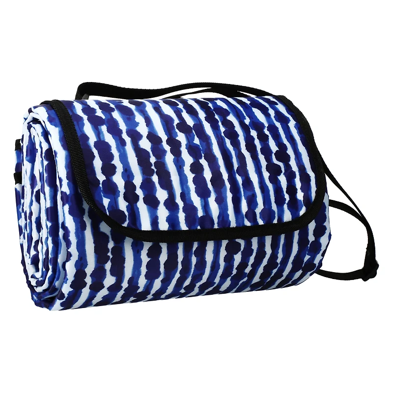 water-resistant foldable picnic blanket 4ft x 4.79ft