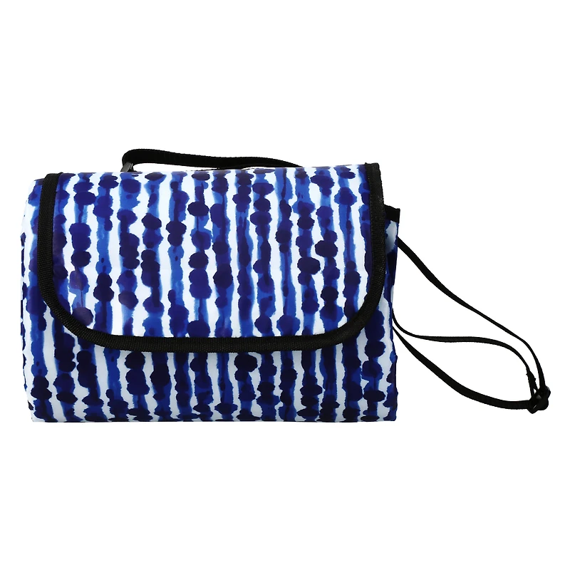 water-resistant foldable picnic blanket 4ft x 4.79ft