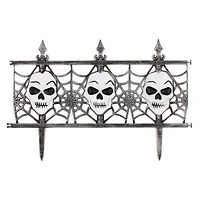 skull fence halloween lawn decoration