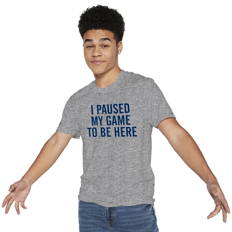 I paused my game to be here' graphic tee