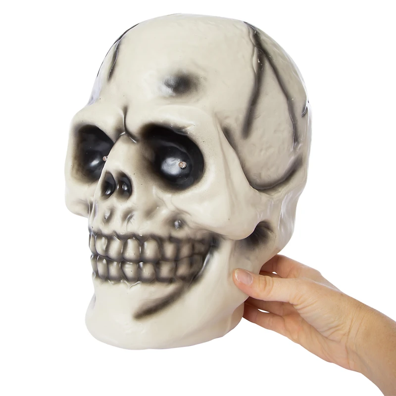 LED light-up halloween skull 12in