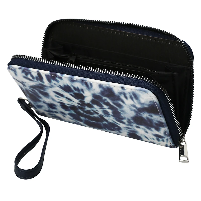wristlet with zipper