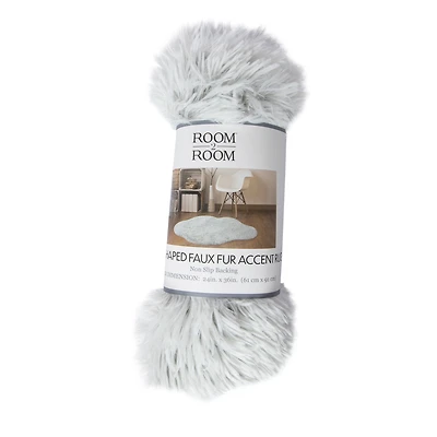 cloud shaped faux fur plush accent rug 24in x 36in