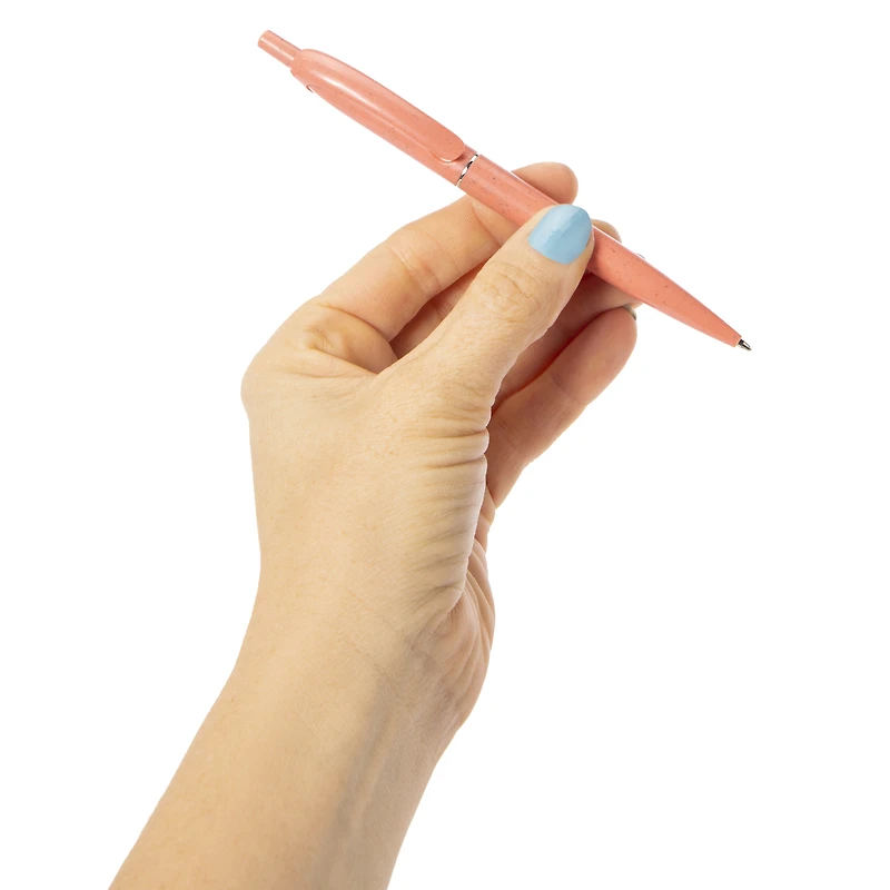 4-count wheat plastic pens