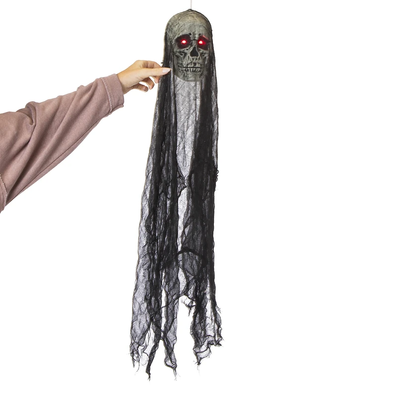 3ft hanging LED skull decoration