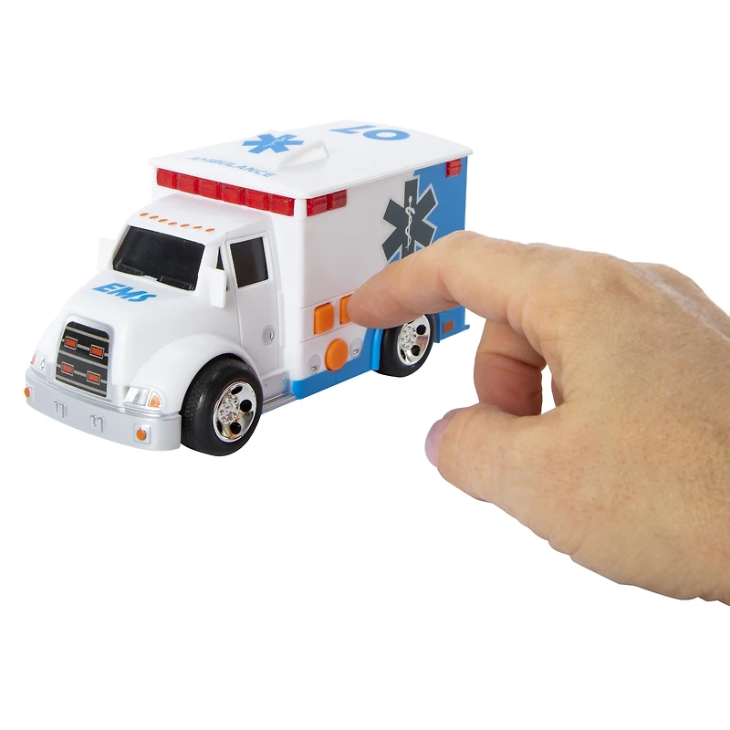 maxx action™ vehicle with lights & sound