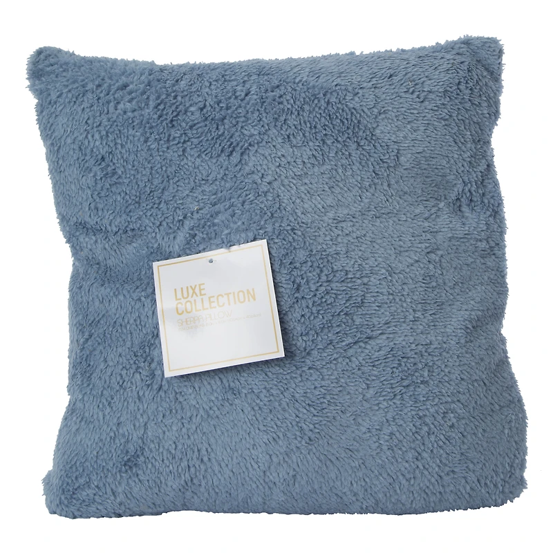 luxe collection sherpa pillow 16in