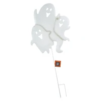 stacked skulls metal lawn stake