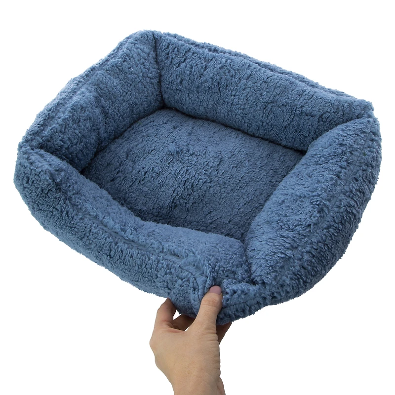 sherpa cuddler pet bed 21in x 16in