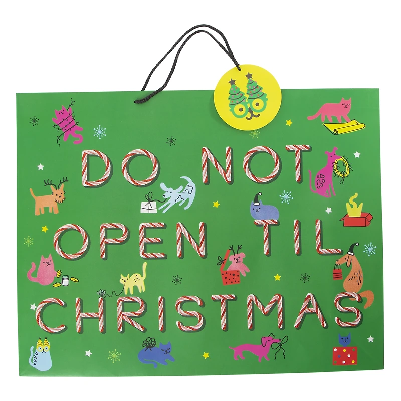 holiday super jumbo gift bag 21.75in x 16.75in