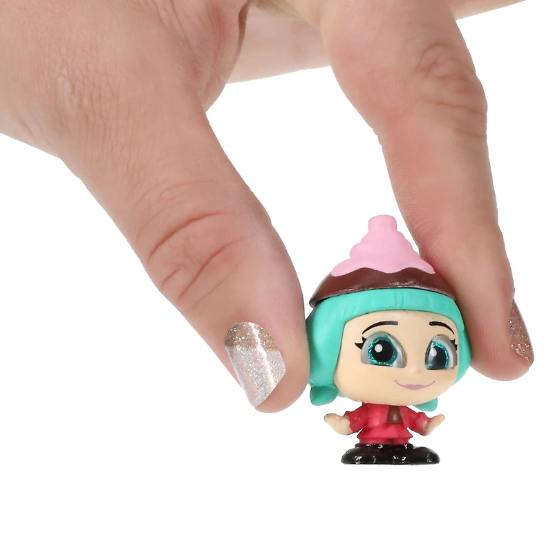 Disney Doorables mini peek series 8 blind bag