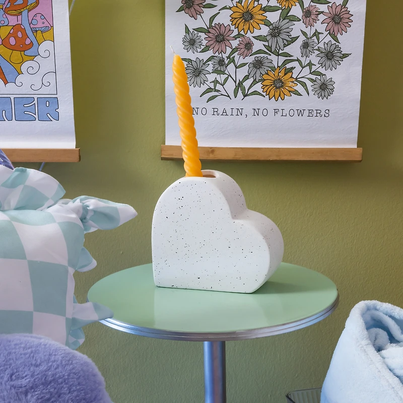 shaped ceramic bud vase 5.3in