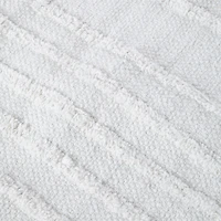 tufted accent rug 24in x 36in