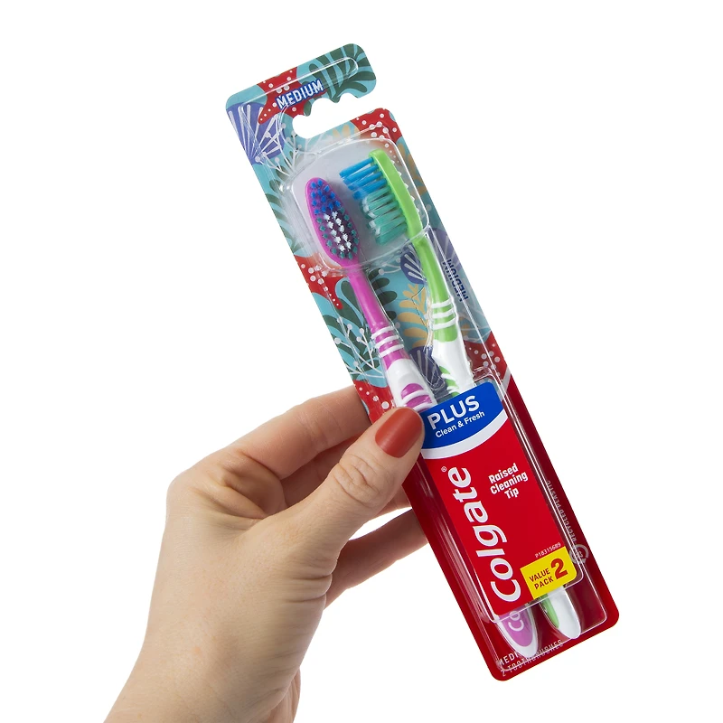colgate® plus clean & fresh medium toothbrushes 2-count