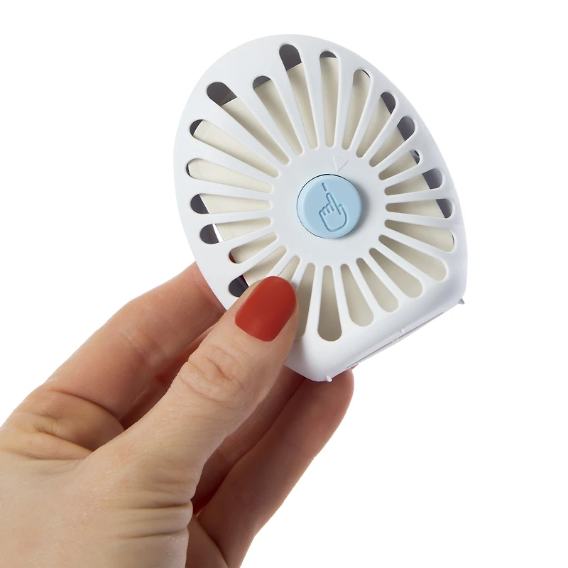 febreze small spaces linen & sky air freshener 0.25 fl.oz