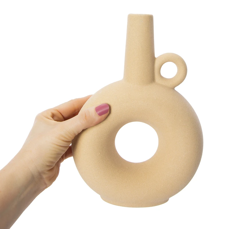 round donut vase 9.5in x 6.5in