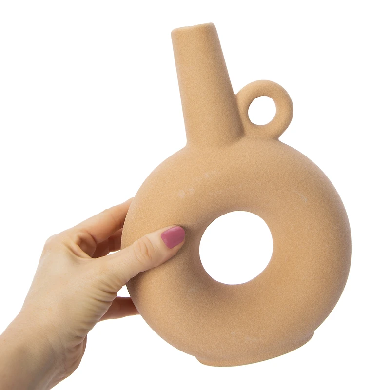 round donut vase 9.5in x 6.5in