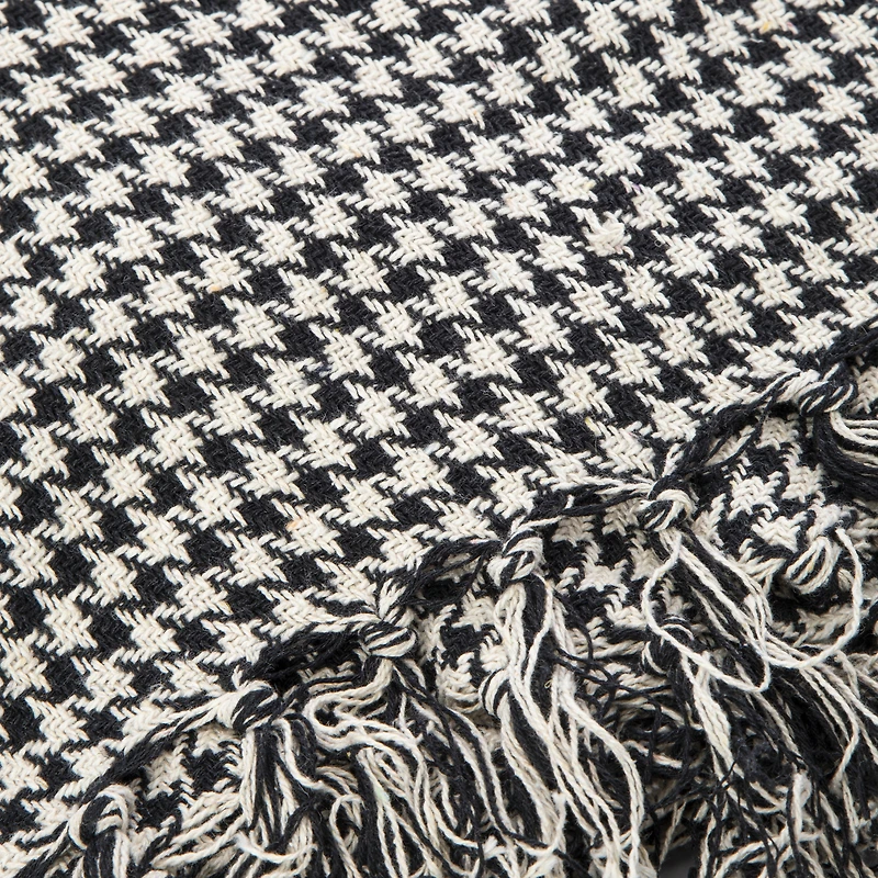 houndstooth lightweight throw blanket