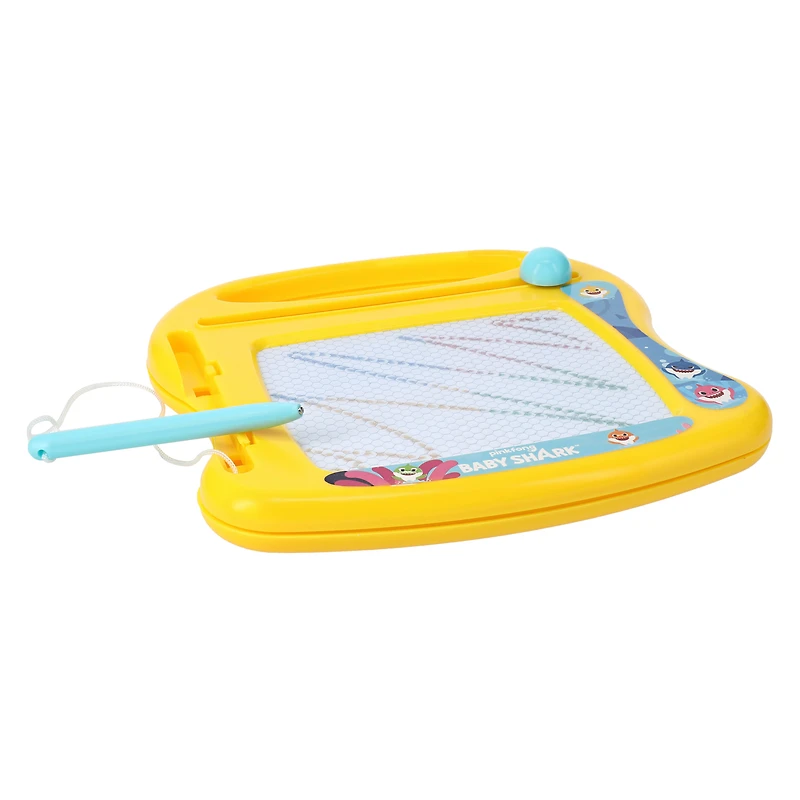 rainbow travel magnetic sketcher