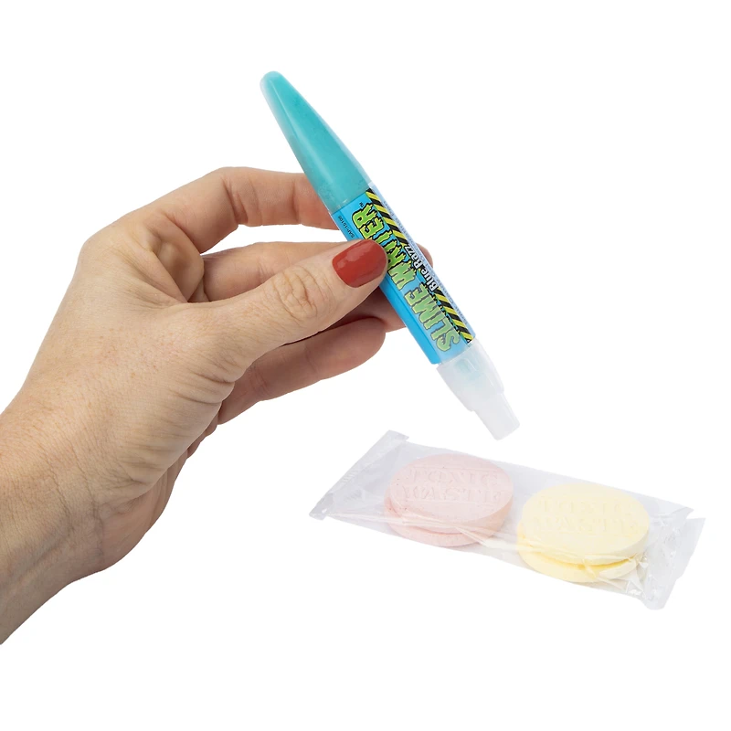 slime writer™ decorating pen with sour candy gel & disks 1.48oz