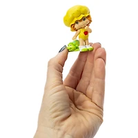The World Of Strawberry Shortcake™ Figure
