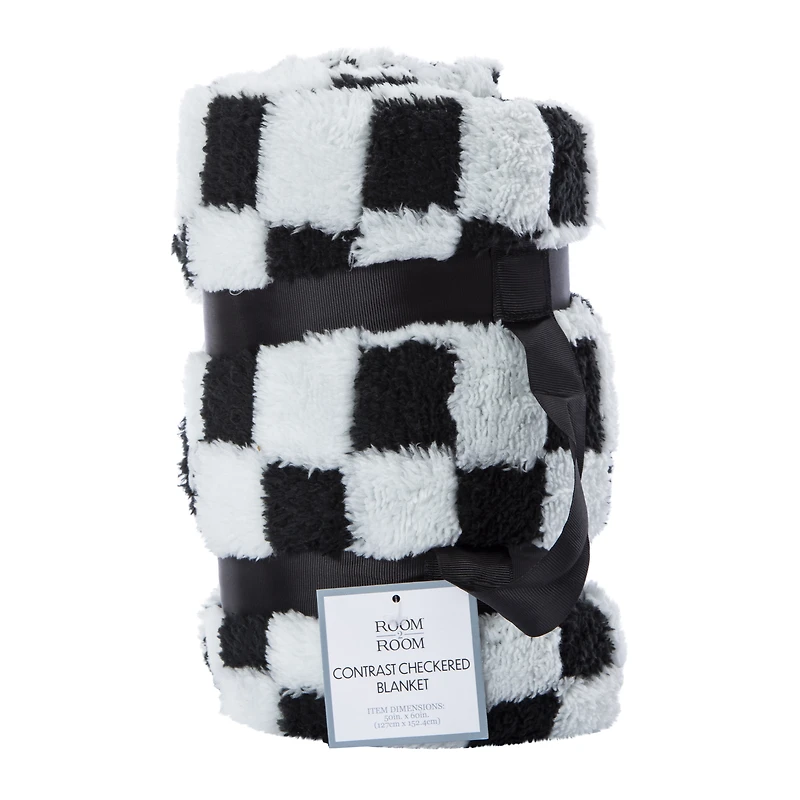 Jacquard Checkered Plush Throw Blanket 50in x 60in