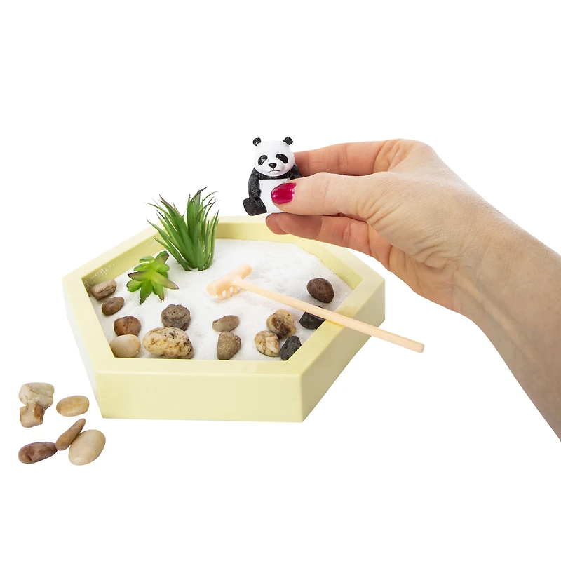 Panda Zen Garden 7in x 8in