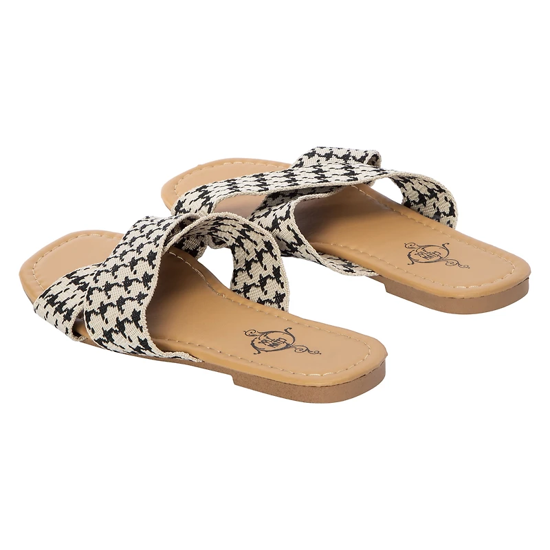 Ladies Pattern Crisscross Sandals