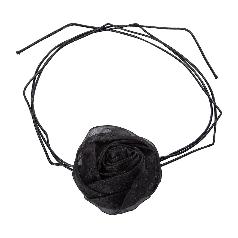 Rosette Choker Necklace