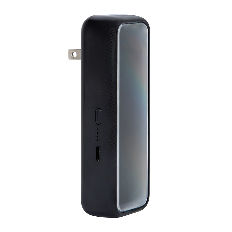 5000 mah Power Bank With Built-In AC Wall Plug