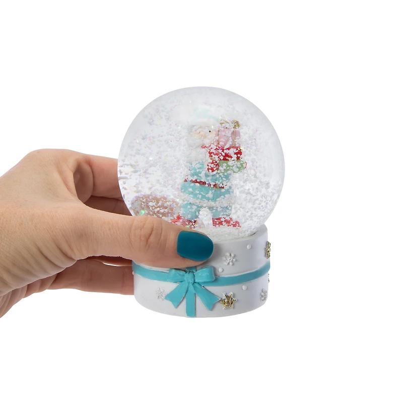 Christmas Snowglobe 3.14in x 4.17in