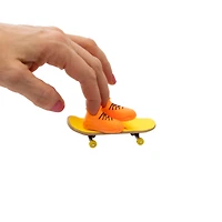 Hot Wheels® Skate Fingerboard & Shoes