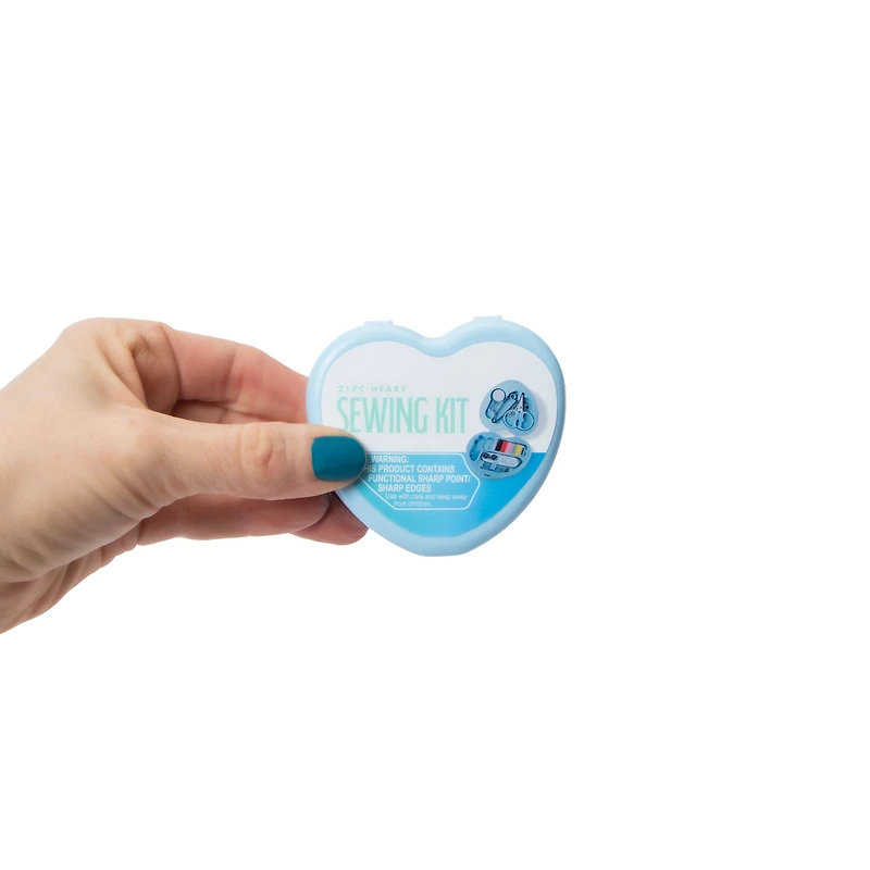 Heart Sewing Kit 21-Piece