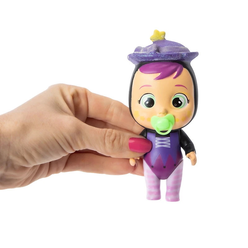 Cry Babies Magic Tears Glow The Dark Figure Set