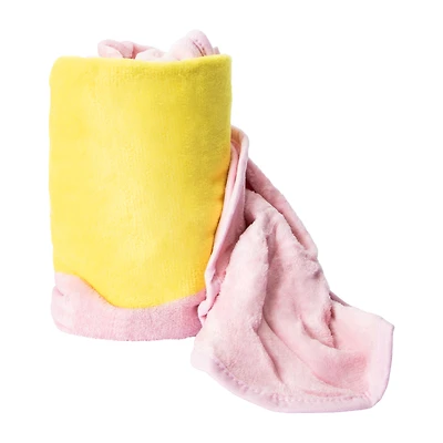 Daisy Shaped Blanket 50in x 60in