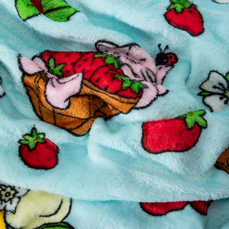 Strawberry Shortcake™ Travel Blanket 40in x 50in