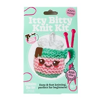 Christmas Itty Bitty Knit Kit Set