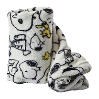 Peanuts® Travel Throw
