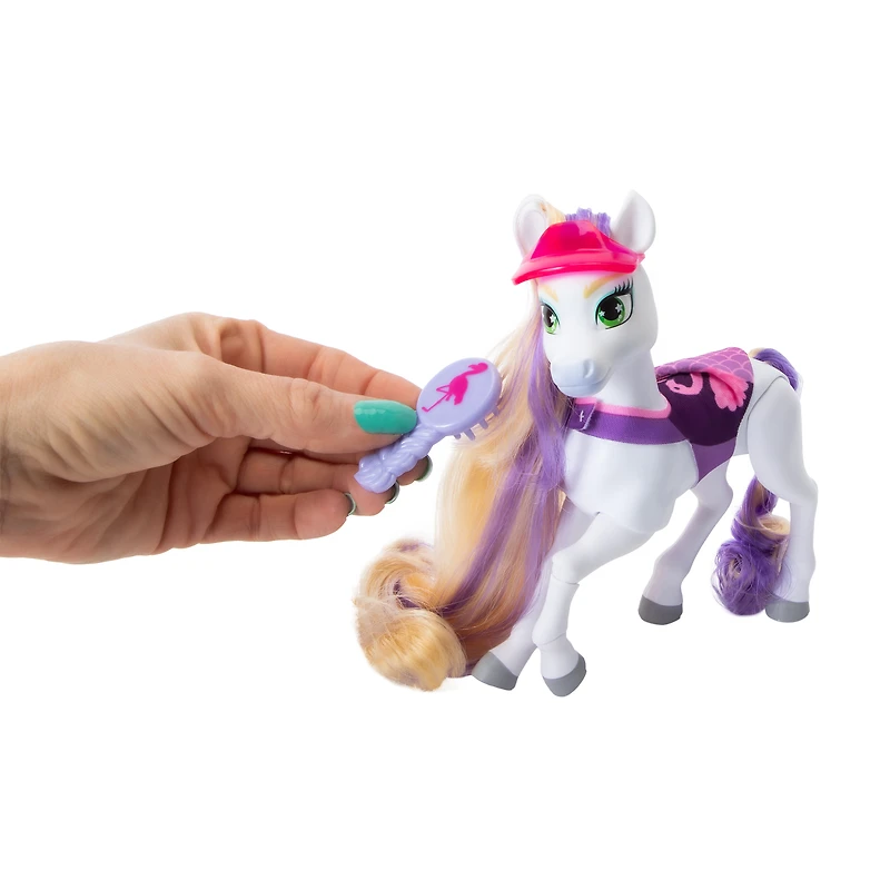 Wild Manes™ Finley's Pool Party