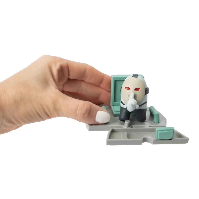 Among Us Buildable Action Figure (Styles May Vary)