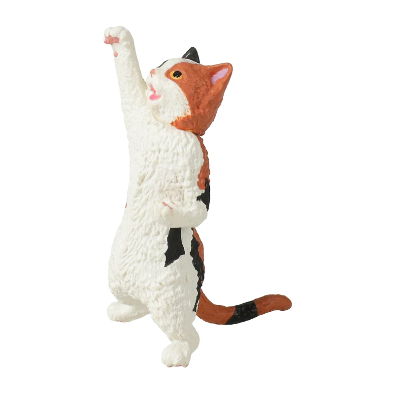 Yell Cat Figurines (Styles May Vary
