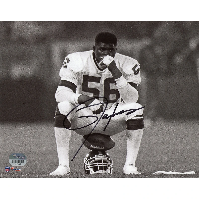 Lawrence Taylor New York Giants Autographed 8" x 10" Helmet Sit Photograph