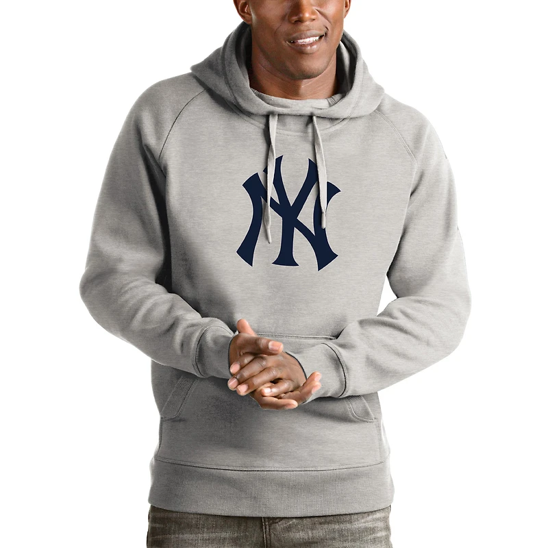 Men's Antigua Heathered Gray New York Yankees Victory Pullover Hoodie