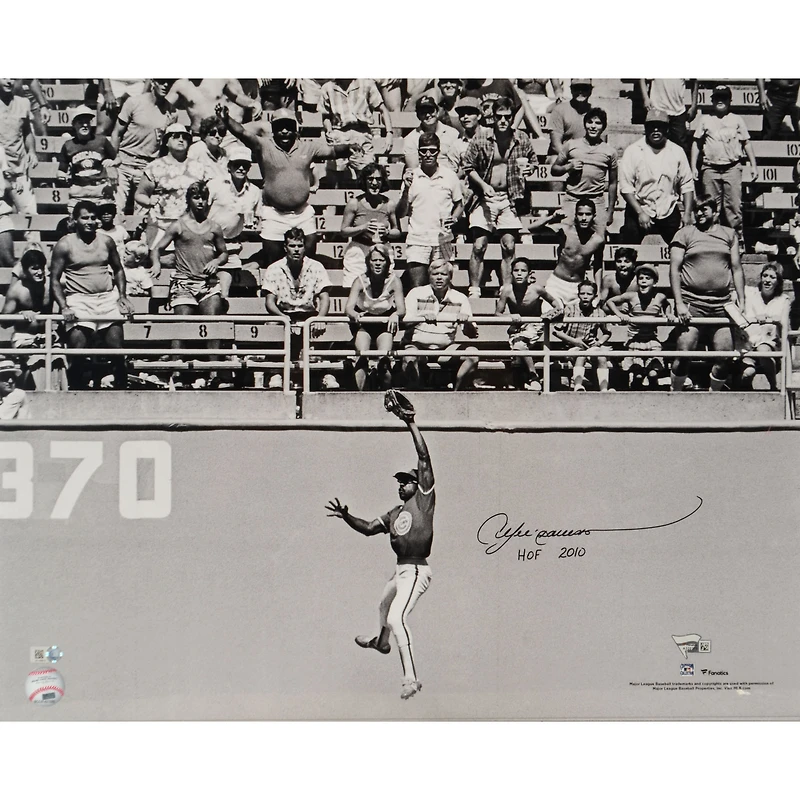 Andre Dawson Chicago Cubs Autographed 16" x 20" Catch at the Wall Photograph with "HOF 2010" Inscription