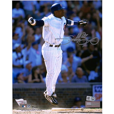 Sammy Sosa Chicago Cubs Autographed 8" x 10" Home Run Hop Photo