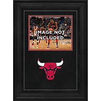 Chicago Bulls Deluxe 8" x 10" Horizontal Photograph Frame with Team Logo