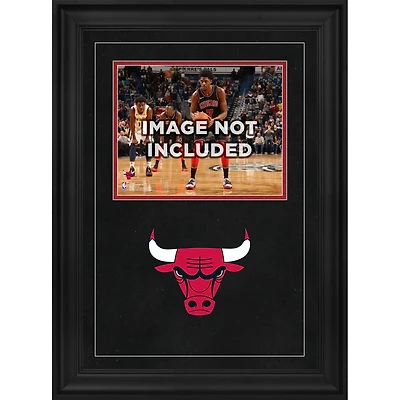 Chicago Bulls Deluxe 8" x 10" Horizontal Photograph Frame with Team Logo