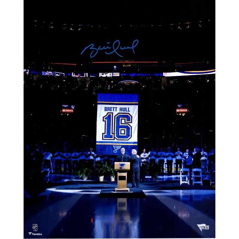 Brett Hull St. Louis Blues Autographed 16" x 20" Banner Night Photograph