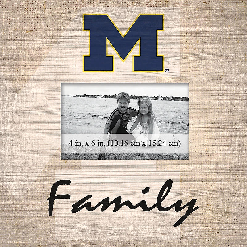 Michigan Wolverines 10'' x 10'' Burlap Pattern Frame